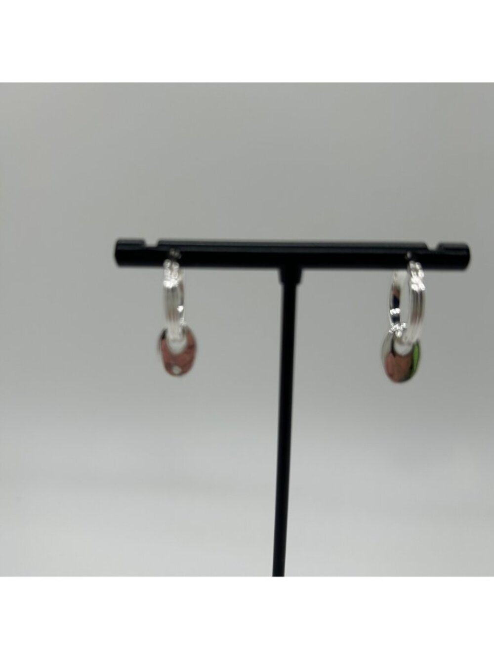Chaps Silver Tone Hoop Small Dangle Charm Disc Coin Drop Pierced Modern - Picture 14 of 14